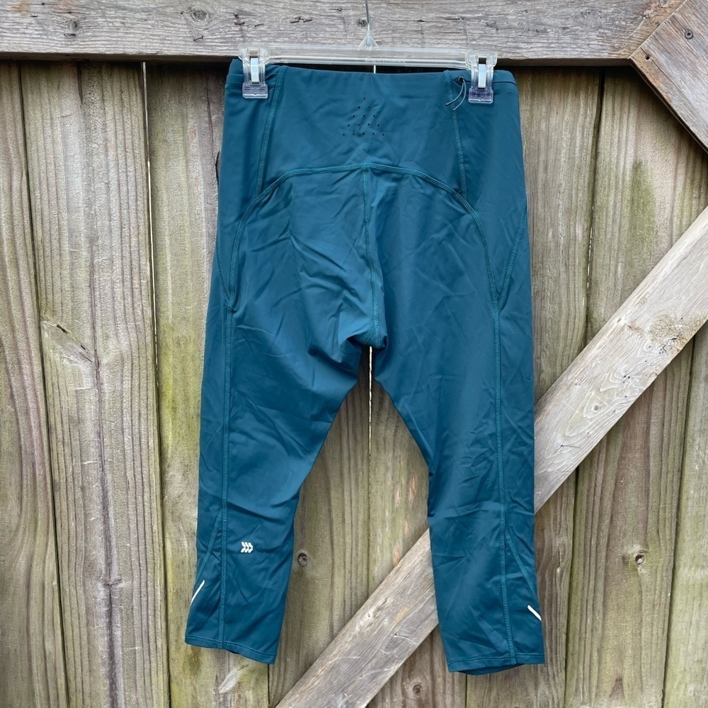 All in Motion by Target Teal Blue Cropped Leg Work Out Leggings - Picture 4 of 11